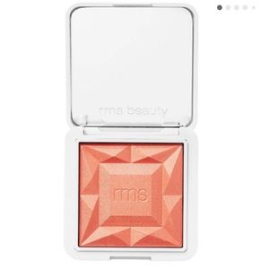 rms beauty “re” dimension hydra powder blush Mai Thai NEVER OPENED